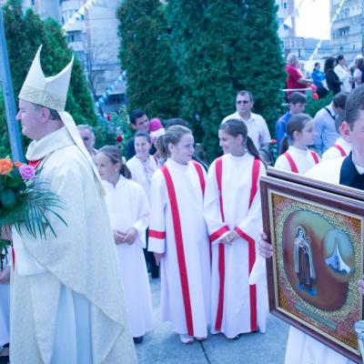 30 septembrie: Iaşi "Sfânta Tereza": Consacrarea altarului, sfinţirea bisericii şi hramul