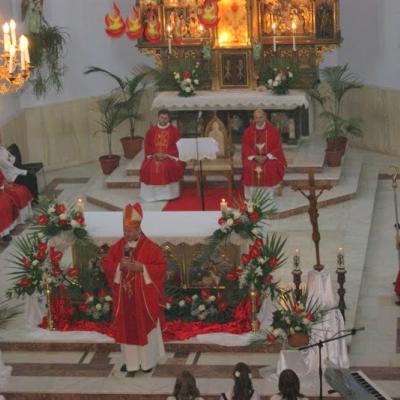 30 septembrie: Cacica: Administrarea Mirului la sanctuarul marian