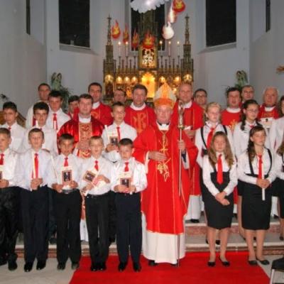 30 septembrie: Cacica: Administrarea Mirului la sanctuarul marian