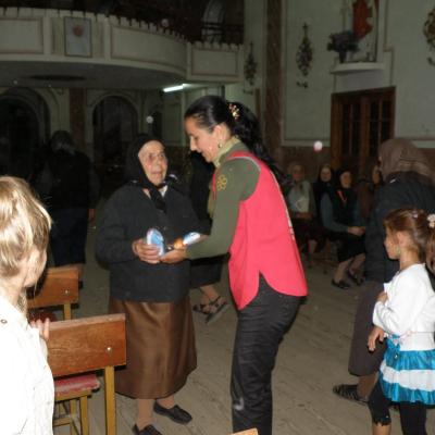 1 octombrie: Iugani: Ziua Internaţională a Persoanelor Vârstnice