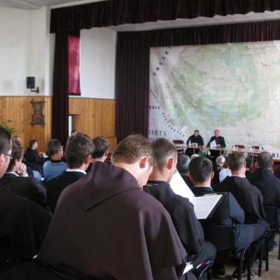 2 octombrie: Roman: Simpozion "Ştiinţa credinţei şi exigenţele raţiunii filozofice"