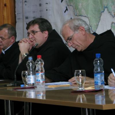 2 octombrie: Roman: Simpozion "Ştiinţa credinţei şi exigenţele raţiunii filozofice"