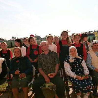 2 octombrie: Gherăeşti: Ziua Internaţională a Vârstnicului