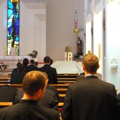 3-5 octombrie: Iaşi: Exerciţii spirituale la Institutul Teologic