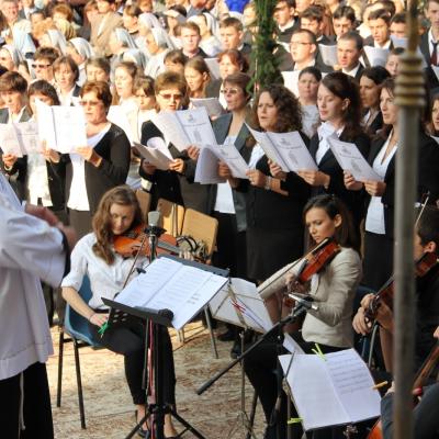 4 octombrie: Roman: Sfinţire de diaconi la Institutul Teologic Romano-Catolic Franciscan
