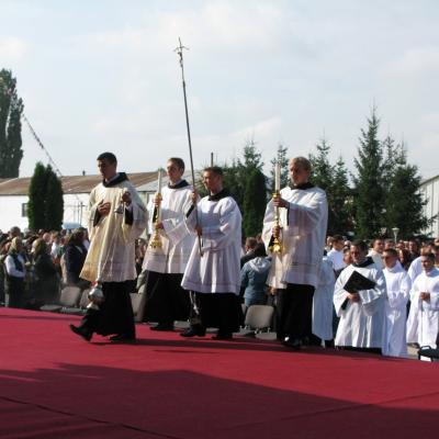 4 octombrie: Roman: Sfinţire de diaconi la Institutul Teologic Romano-Catolic Franciscan