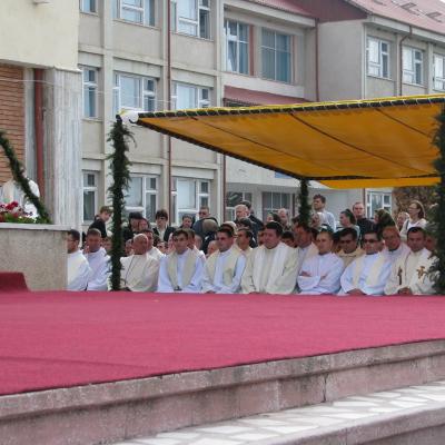 4 octombrie: Roman: Sfinţire de diaconi la Institutul Teologic Romano-Catolic Franciscan
