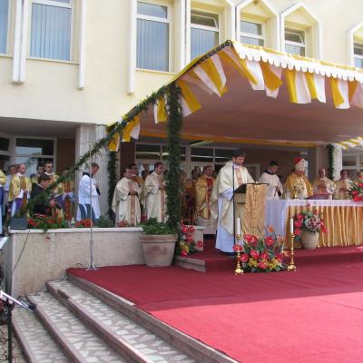 4 octombrie: Roman: Sfinţire de diaconi la Institutul Teologic Romano-Catolic Franciscan