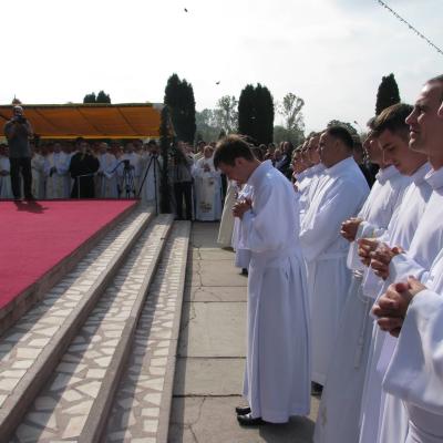 4 octombrie: Roman: Sfinţire de diaconi la Institutul Teologic Romano-Catolic Franciscan