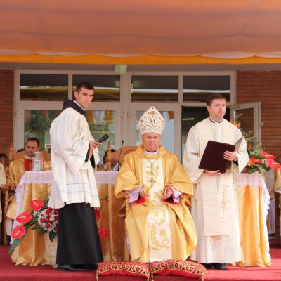 4 octombrie: Roman: Sfinţire de diaconi la Institutul Teologic Romano-Catolic Franciscan