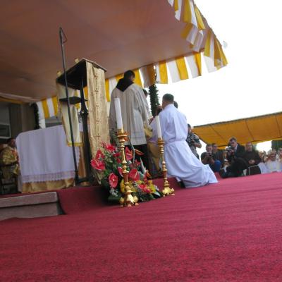 4 octombrie: Roman: Sfinţire de diaconi la Institutul Teologic Romano-Catolic Franciscan