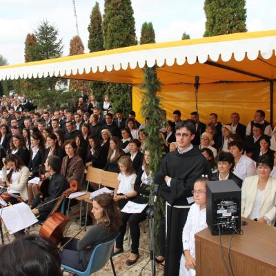 4 octombrie: Roman: Sfinţire de diaconi la Institutul Teologic Romano-Catolic Franciscan