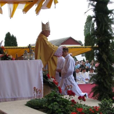 4 octombrie: Roman: Sfinţire de diaconi la Institutul Teologic Romano-Catolic Franciscan