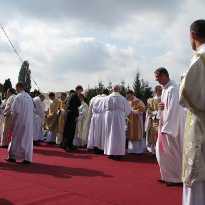 4 octombrie: Roman: Sfinţire de diaconi la Institutul Teologic Romano-Catolic Franciscan
