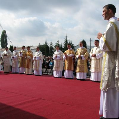 4 octombrie: Roman: Sfinţire de diaconi la Institutul Teologic Romano-Catolic Franciscan