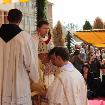 4 octombrie: Roman: Sfinţire de diaconi la Institutul Teologic Romano-Catolic Franciscan