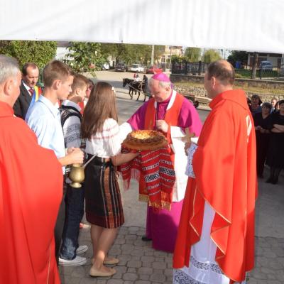 6 octombrie: Târgu Trotuş: Administrarea Mirului