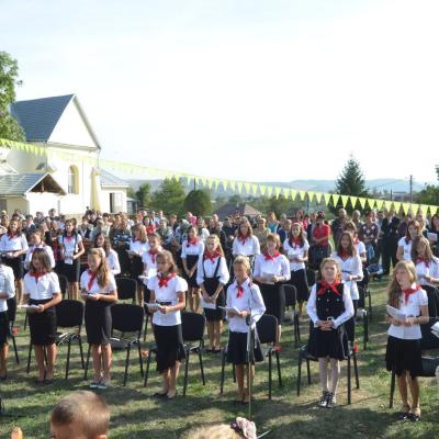 6 octombrie: Târgu Trotuş: Administrarea Mirului