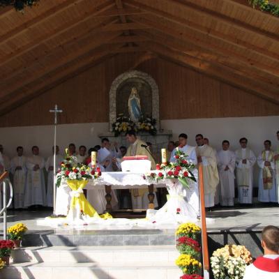 7 octombrie: Cleja: Hramul comunităţii "Sfântul Francisc de Assisi"