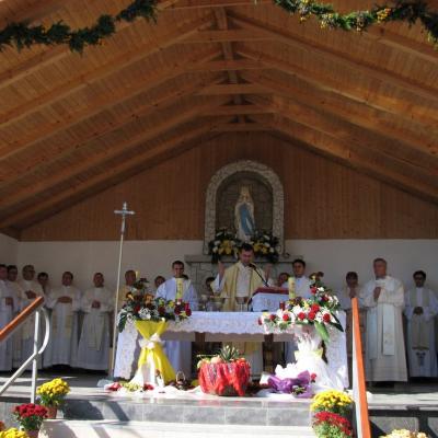 7 octombrie: Cleja: Hramul comunităţii "Sfântul Francisc de Assisi"
