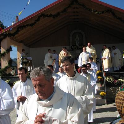7 octombrie: Cleja: Hramul comunităţii "Sfântul Francisc de Assisi"