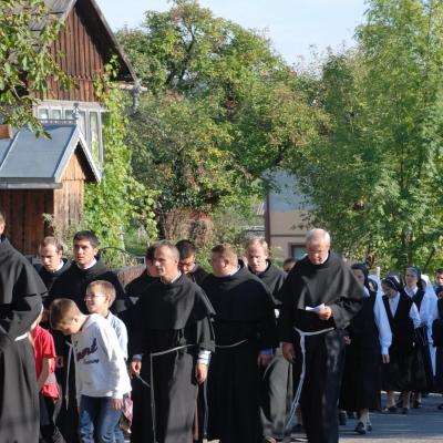 7 octombrie: Cacica: Pelerinajul persoanelor consacrate la sanctuarul Maicii Domnului (II)
