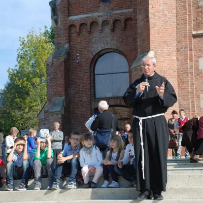7 octombrie: Cacica: Pelerinajul persoanelor consacrate la sanctuarul Maicii Domnului (II)