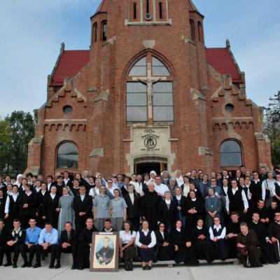 7 octombrie: Cacica: Pelerinajul persoanelor consacrate la sanctuarul Maicii Domnului (II)