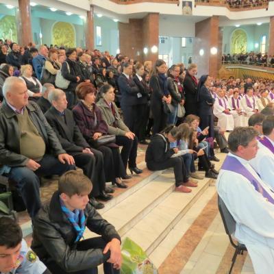 10 octombrie: Bacău: Înmormântarea pr. Ştefan Erdeş