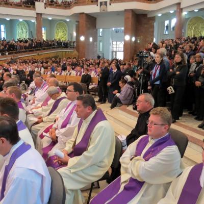 10 octombrie: Bacău: Înmormântarea pr. Ştefan Erdeş