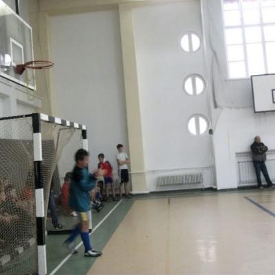 13 octombrie: Bacău: Cupa "Mihail Sadoveanu" la mini-fotbal