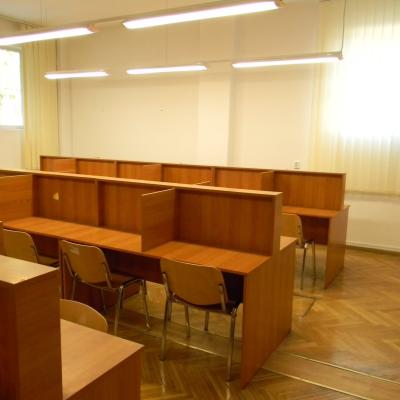 15 octombrie: Iaşi: Deschiderea bibliotecii Institutului Teologic Romano-Catolic