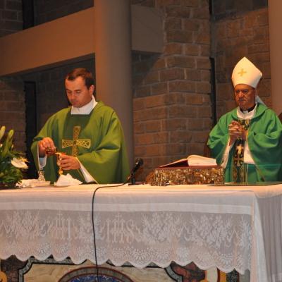 21 octombrie: Cesano: "Fiţi o familie unită!" - Vizita pastorală a PS Petru Gherghel