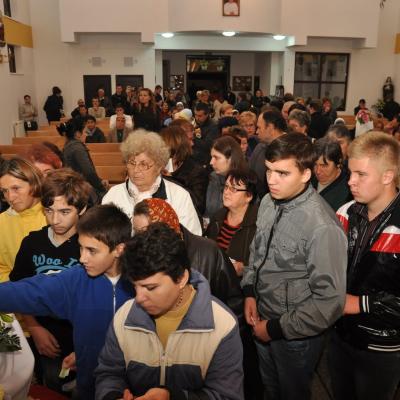25-28 octombrie: Bacău: Vizita Icoanei de la Cacica şi misiuni populare