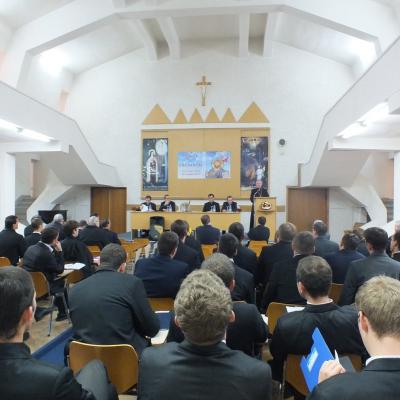 26 octombrie: Iaşi (ITRC): Simpozion internaţional despre transmiterea credinţei