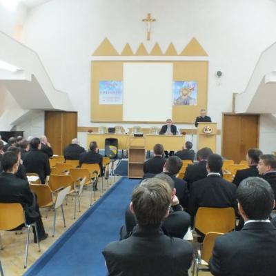 26 octombrie: Iaşi (ITRC): Simpozion internaţional despre transmiterea credinţei