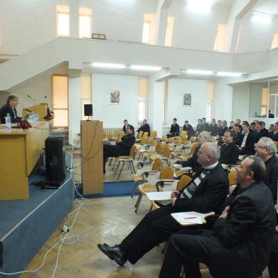 26 octombrie: Iaşi (ITRC): Simpozion internaţional despre transmiterea credinţei