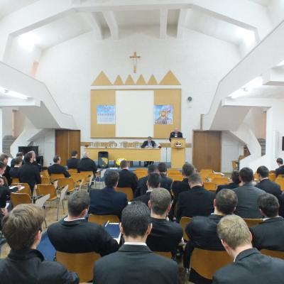26 octombrie: Iaşi (ITRC): Simpozion internaţional despre transmiterea credinţei