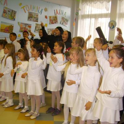 28 octombrie: Şcheia: 10 ani de la inaugurarea Casei "Fericita Clara"