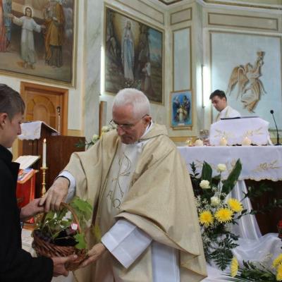 28 octombrie: Frumoasa: Profesiune religioasă