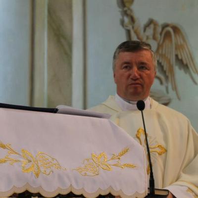28 octombrie: Frumoasa: Profesiune religioasă