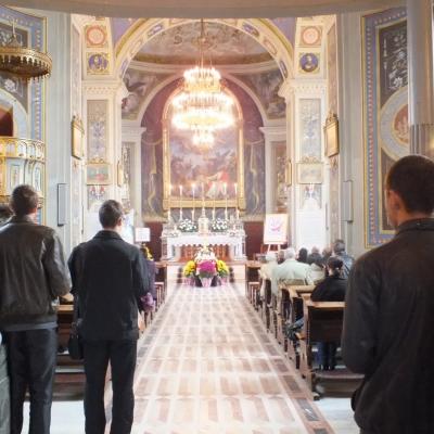 2 noiembrie: Iaşi: Liturghie cu requiem in catedrala "Adormirea Maicii Domnului"