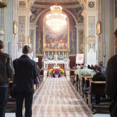 2 noiembrie: Iaşi: Liturghie cu requiem in catedrala "Adormirea Maicii Domnului"