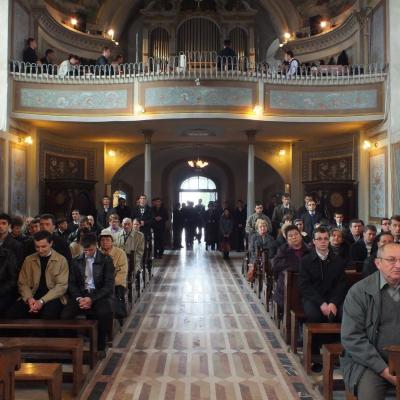 2 noiembrie: Iaşi: Liturghie cu requiem in catedrala "Adormirea Maicii Domnului"