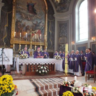2 noiembrie: Iaşi: Liturghie cu requiem in catedrala "Adormirea Maicii Domnului"