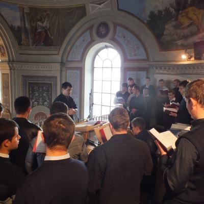 2 noiembrie: Iaşi: Liturghie cu requiem in catedrala "Adormirea Maicii Domnului"