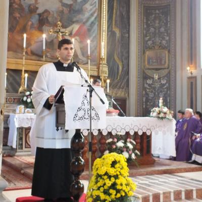 2 noiembrie: Iaşi: Liturghie cu requiem in catedrala "Adormirea Maicii Domnului"