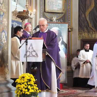 2 noiembrie: Iaşi: Liturghie cu requiem in catedrala "Adormirea Maicii Domnului"