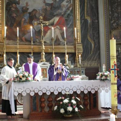 2 noiembrie: Iaşi: Liturghie cu requiem in catedrala "Adormirea Maicii Domnului"