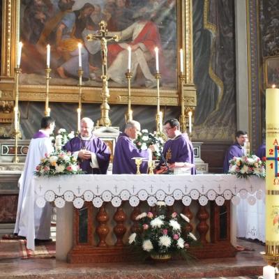 2 noiembrie: Iaşi: Liturghie cu requiem in catedrala "Adormirea Maicii Domnului"